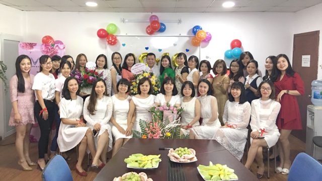 Chúc mừng ngày phụ nữ Việt Nam 20-10