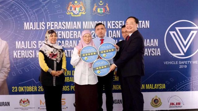 Vinfast Lux A và LUX SA đạt chứng nhận an toàn ASEAN NCAP 5 sao và 4 sao cho Vinfast Fadil