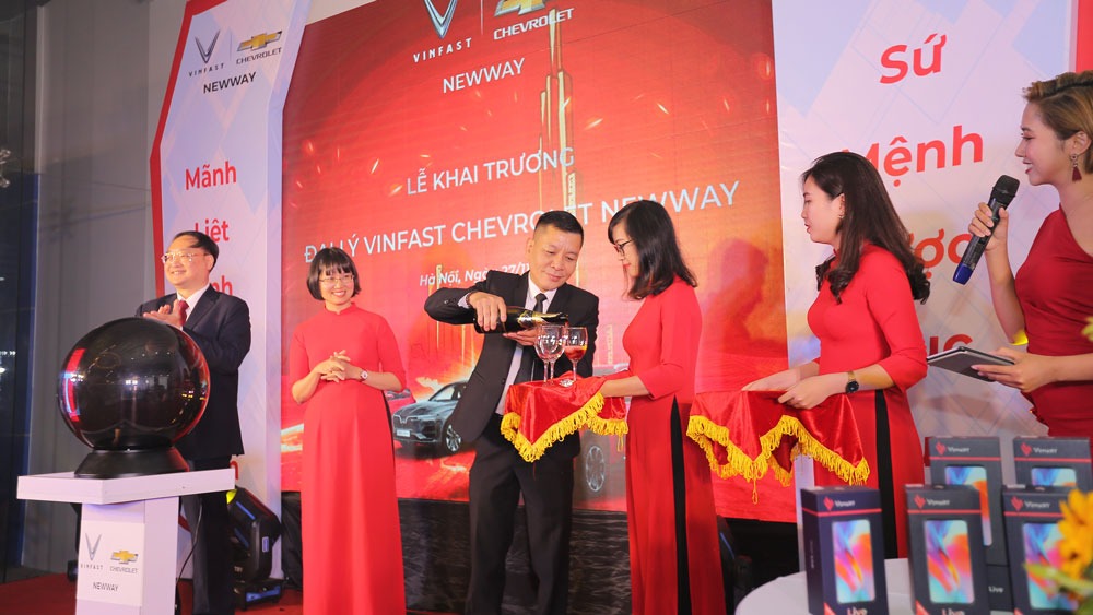 02khaitruongvinffastnewway03