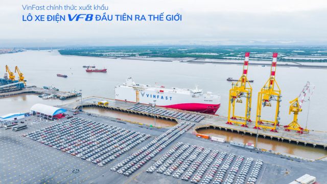 VinFast xuất khẩu lô xe điện đầu tiên ra thế giới